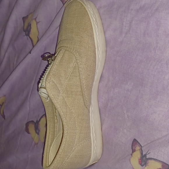 Aerosoles canvas slip-on like new - Picture 2 of 8